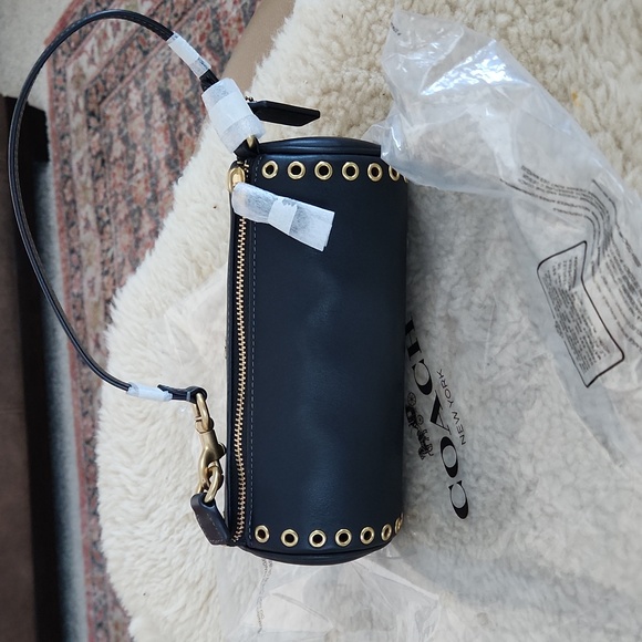 NWT IOP Coach Black Leather Nolita Barrell Bag With Grommets 🖤🎁🌙 - Picture 9 of 16